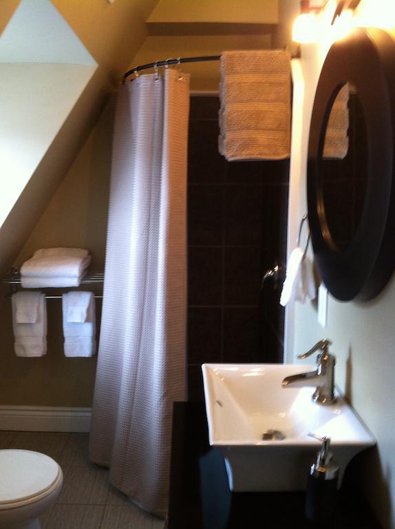 The Duckworth Inn St. John's Bilik gambar